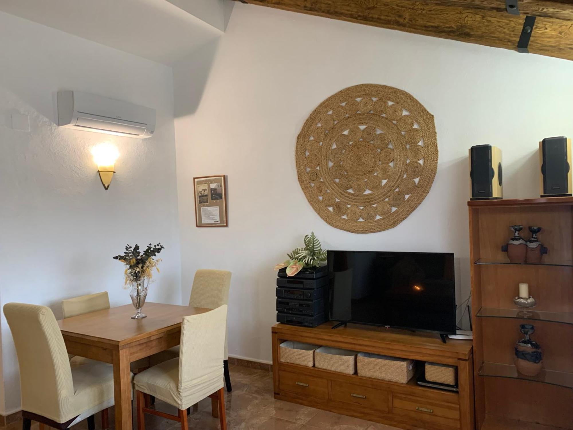 Casa Enric , Con Zona Infantil, Piscina Y Parking Privado Konuk evi Deltebre Dış mekan fotoğraf