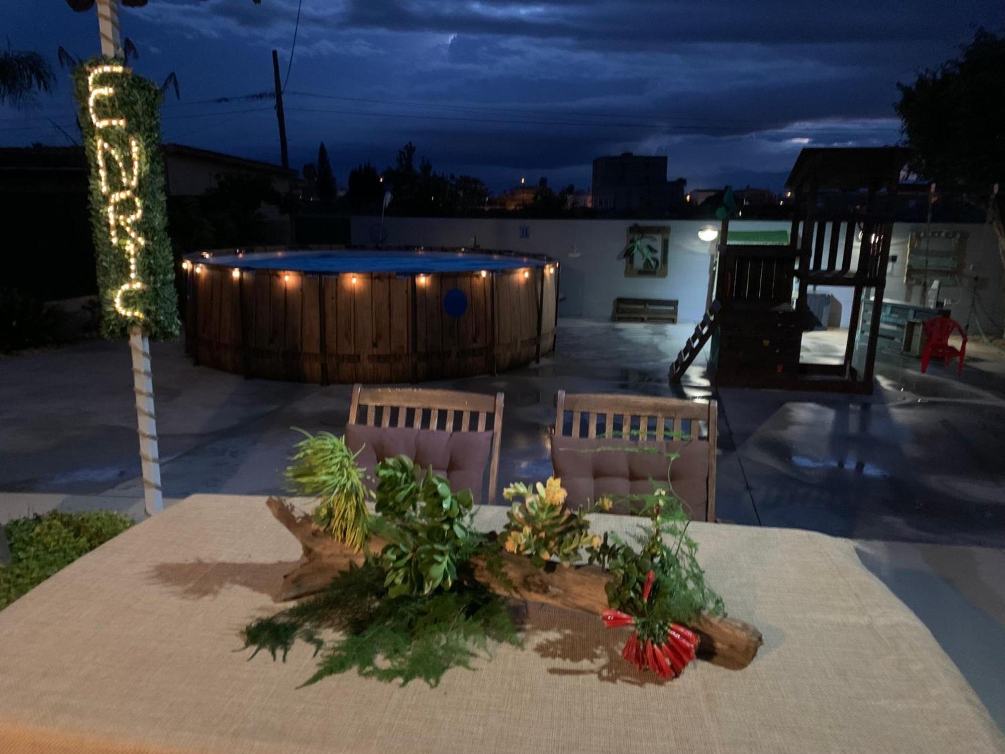 Casa Enric , Con Zona Infantil, Piscina Y Parking Privado Konuk evi Deltebre Dış mekan fotoğraf