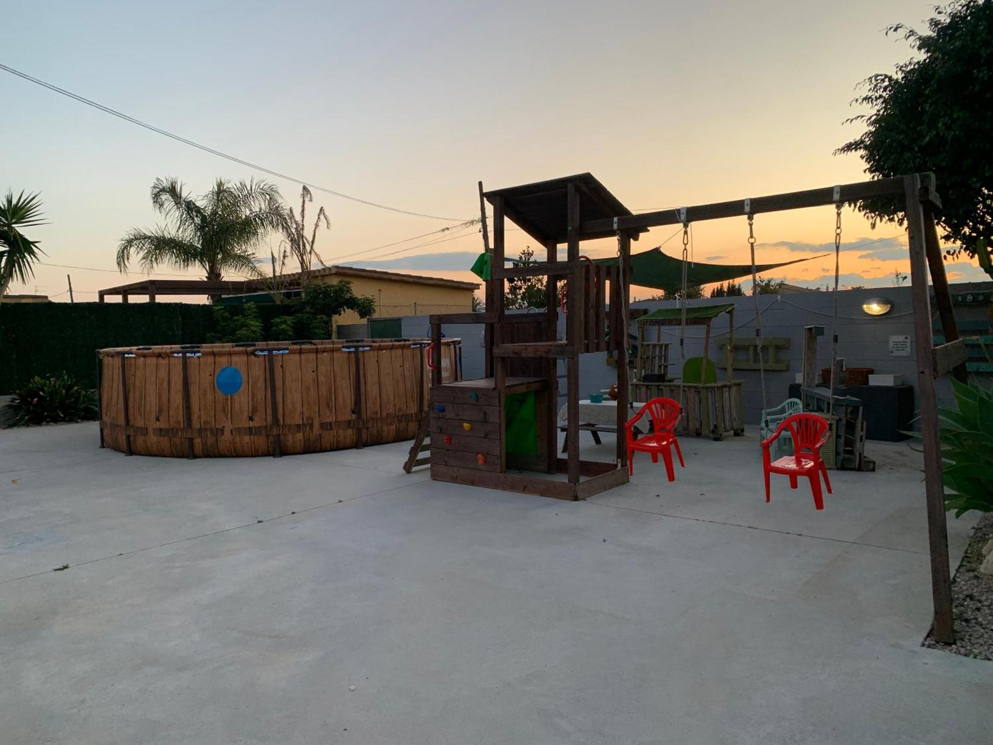 Casa Enric , Con Zona Infantil, Piscina Y Parking Privado Konuk evi Deltebre Dış mekan fotoğraf